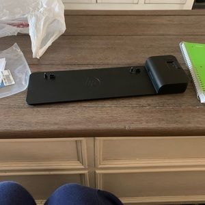 HP docking station